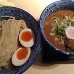 必死のパッチ製麺所 - 魚介豚骨つけ麺　大盛