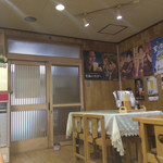 梅八 - 店内