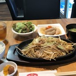 Minto - 鉄板焼きそばのランチ９００円をいただきました♪（２０１９．９．１７）