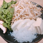 ラムしゃぶ金の目 - 野菜