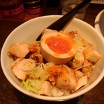 らーめん 鶏喰 - 味玉のせ