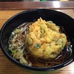 Joumou Kougen Soba - 天ぷらそば。420円くらい。