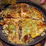 弘法市スタジアム広島 - レギュラー版 お好み焼き 700円