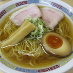 煮干鰮らーめん 圓 - 煮干しらーめん薄口醤油＠780円(税込み)