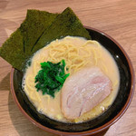 横浜家系ラーメン 武田家 - 