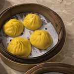 翡翠拉麺小籠包 - チーズ小籠包