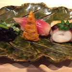 味ひろ - [前菜]
      香茸、隠元、ばちこ、茗荷寿司、蛸、鱚