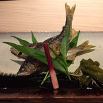 味ひろ - [焼き肴]
      鮎 塩焼き (和歌山県 有田川産)