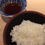 味ひろ - [ご飯]
      白飯、アコウ煮付け汁