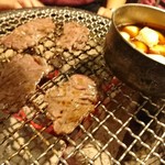 炭火焼肉炎や - 