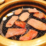 焼肉 鶯谷園 - 