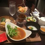 荘園中華と飲茶　リー ツァン ティン  - 