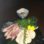 Ginzaakitakensanhinaijidorisemmontemmisatonishiki - 地鶏のたたき