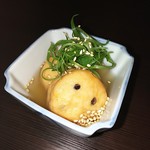 銀座 秋田県産比内地鶏専門店 美郷錦 - お通し　がんもどきの煮物