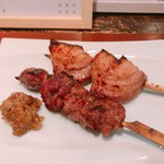 純米酒とお出汁 雲母 - いも豚カシラ、いも豚バラ