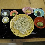 六方庵 楓林 - そばとそばつゆが絶品
