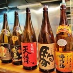 うち田 - 焼酎がずらり