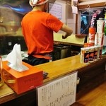 うち田 - 炭火で丁寧に焼いています