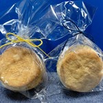 コーヒーとおやつの店 アンドモア - オープン記念で頂いたスコーン♡友人の分まで貰っちゃいました（笑）