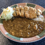 理尾レストラン - ポークカレー＋とんかつ 980円 ランチメニュー