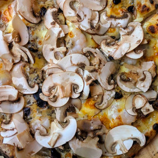 フィオーレ ピザ ダイニング & バー_1