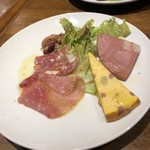 伊勢佐木町 ハイジのチーズが食べられるイタリアン　Taverna Bar Orso - 