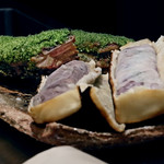 銀座 大石 - オーストラリア産仔羊の岩塩包み焼き、香草風味