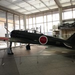 外苑休憩所 - 零戦を産まれて初めて近くで見て何とも言えない気持ちになりました。