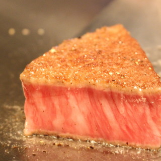 “Always stay in good condition. ” Taste the supreme A5 rank Japanese black beef fillet