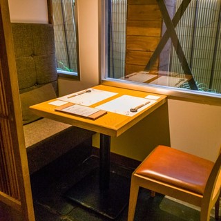 2名様テーブル個室