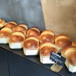 パン・デ・フィロゾフ - アサマもありました。