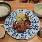 肉匠の牛たん たん之助 - 