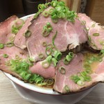 らーめん専門店 煮干しと豚 - 黒豚の肉増し