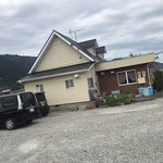 志喜亭 - 駐車場完備。さて、おちょぼ稲荷経由で帰るかなぁ〜