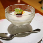 森の栖 - 小菓子（季節のムース）