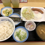 松屋 - ソーセージエッグ定食400円に選べる小鉢は納豆を！