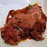 ビストロ ダイア - タスマニア産子羊のロースト　お野菜のトマト煮込み　タイム風味の赤ワインソース