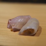 鮨 尚充 - ホシガレイとアラで赤雲丹を巻いて