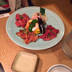 炭火焼肉 米沢亭 - 料理写真:ファミリーセット