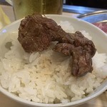 Aji No Hitsuji Ga Oka - モモ肉 オンザライス