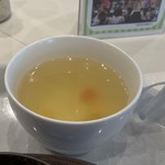 レストランカフェ・地球こうさてん - 地球ランチ（コンソメスープ）