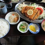 満月食堂 - カツ定食1100円