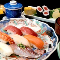 本日のおすすめランチ［Today's recommended lunch］