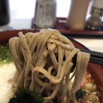 蕎麦にはち - そばアップ