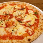 Pizzeria Aletta - マルゲリータ