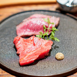 肉割烹 上 - 牛たたき、ランプ 　リブマキ醤油漬け、地辛子
