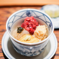 肉割烹 上 - 赤身の小丼  赤身 マルカワ 毛蟹 噴火湾 塩水雲丹 小樽 白海老 紹興酒漬け 富山