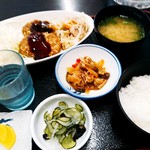 わかば食堂 - 料理写真:ハンバーグ定食