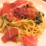 麦小家 - 生ハムとほうれん草