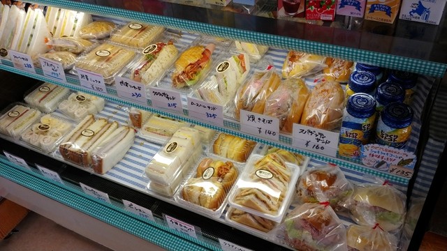 チャパティ 柏崎店 - 本八戸（パン）の写真